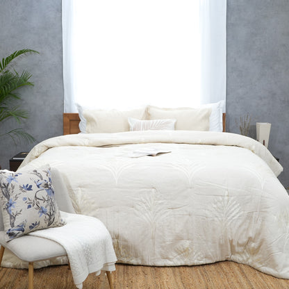 Palmyra - Embroidered Cotton Linen Quilt