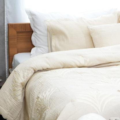Palmyra - Embroidered Cotton Linen Quilt