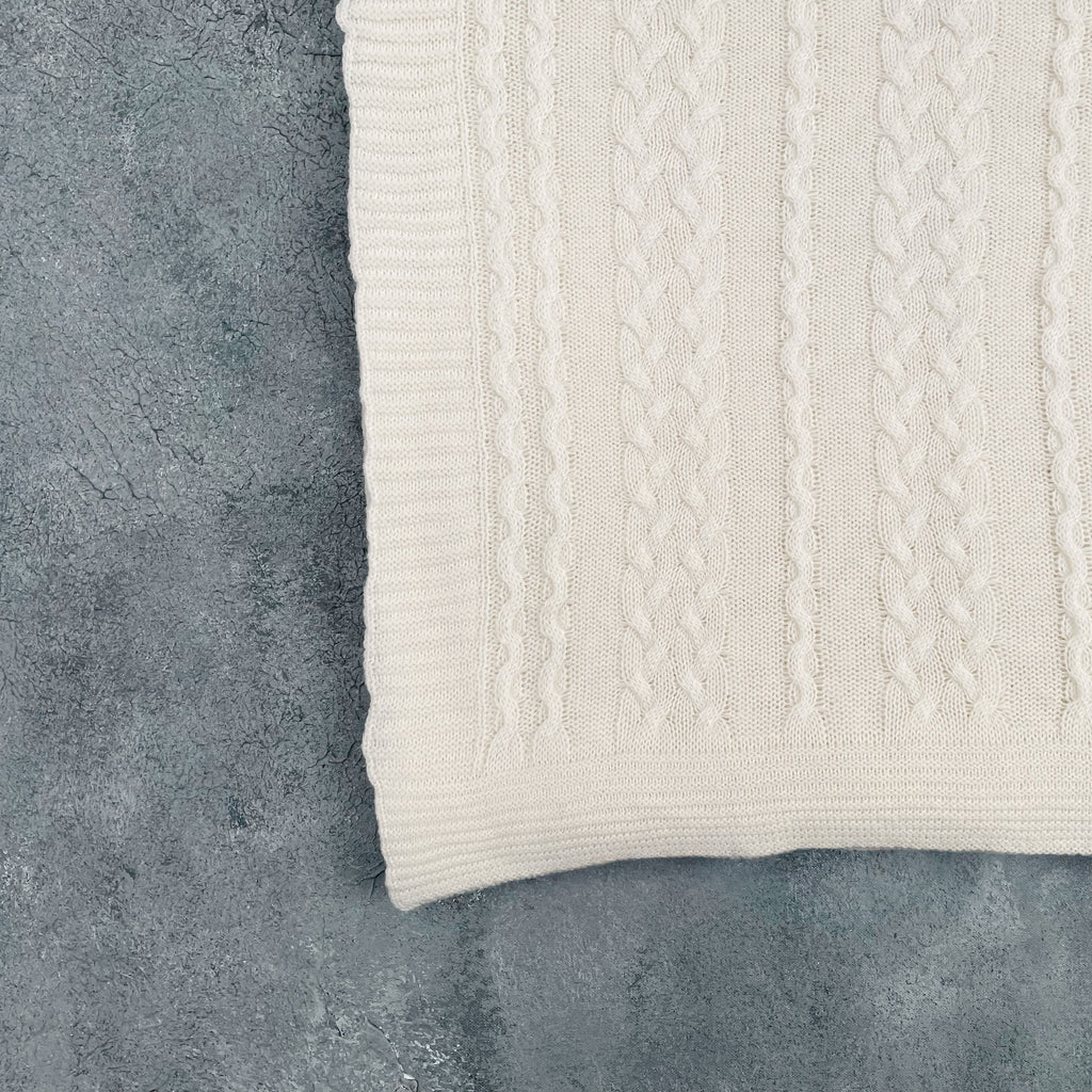 Sereno - Cable Knit Throw
